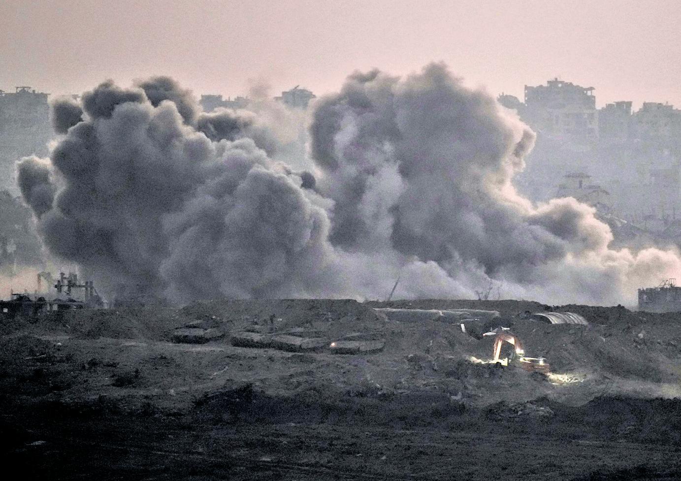 UN says 613 dead near Gaza aid sites in a month; 35 killed in new strikes, shootings