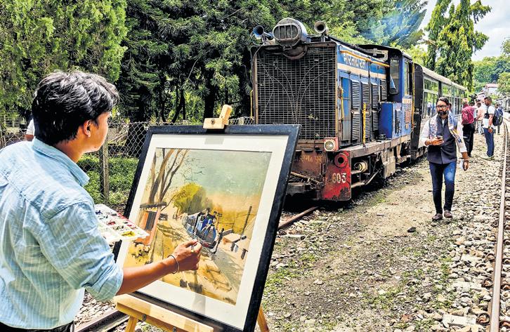 In its 144-yr journey, toy train gets 1st birthday bash