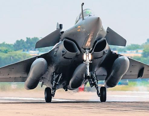 Dassault Rubbishes Pak Propaganda, Says Only One IAF Rafale Crashed