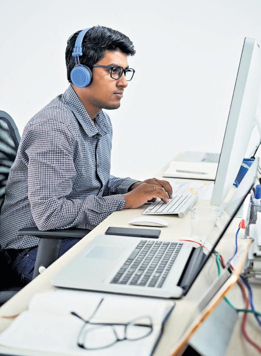 IT Cos' Q1 Earnings to Be Hit by US Tariffs, Global Cues