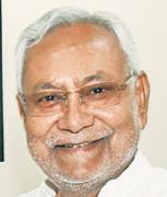 Ahead of election, Nitish tweaks job quota for women