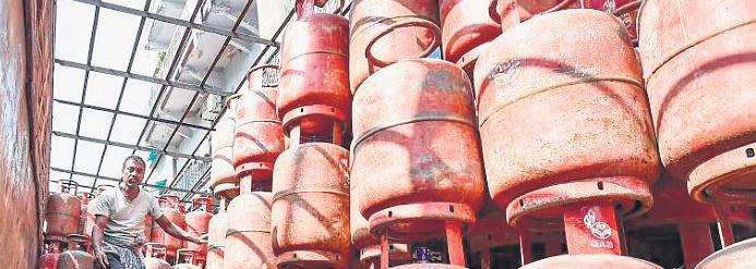 India Plans to Source 10% Cooking Gas from US