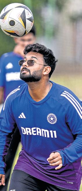 India Fret Over Pant's Fitness