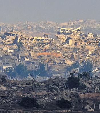 Israel Carries Out Widespread Controlled Demolitions in Gaza