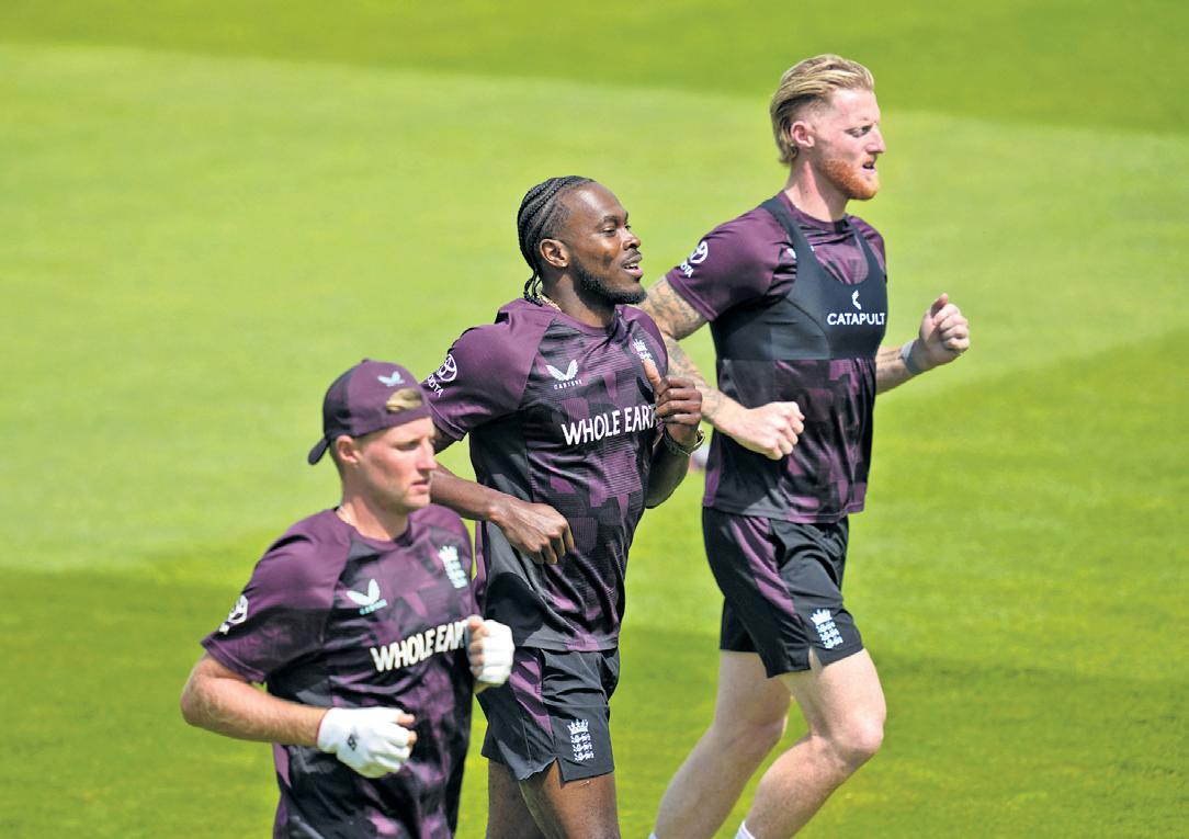 England Bowlers Fret Over Recovery Before Oval Test