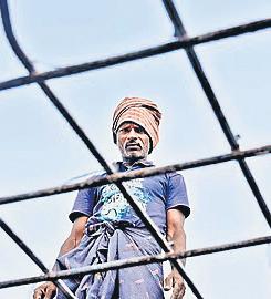 After Gurugram, Bengali Migrant Workers Claim Harassment by B'luru Cops