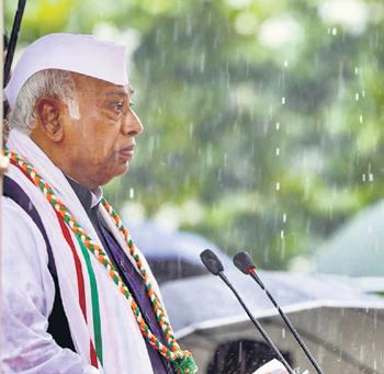 'Stale, troubling': Cong slams PM's I-Day speech