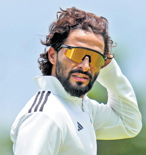 Duleep Trophy: Central and South fight for glory