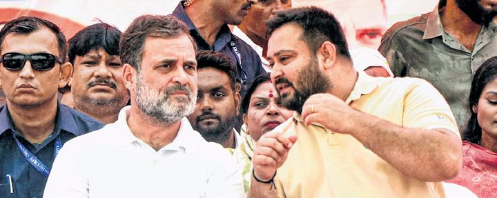 Rahul warns of 'poll theft' bid in Bihar
