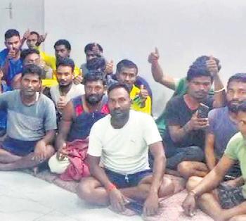48 J’khand migrants stuck in Tunisia set to return home as firm steps in