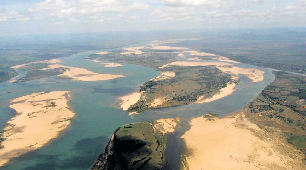 AP initiates survey of Godavari delta irrigation system
