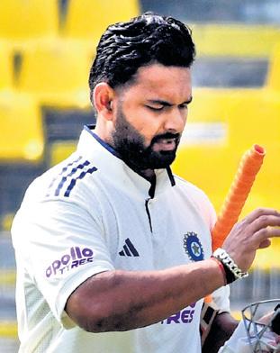 Pant, the batter, falls prey to his own methods
