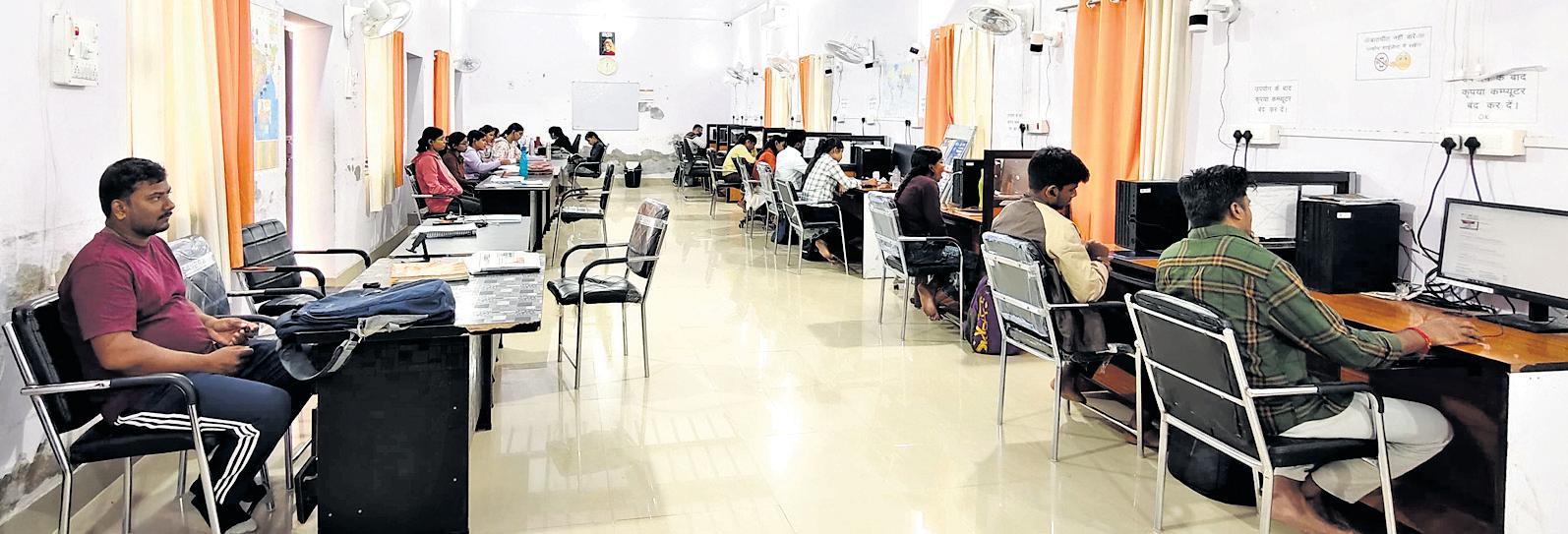 INFO AT FINGERTIPS FOR THE EXAM HALL