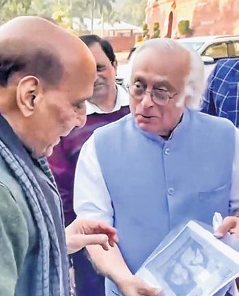 Diary entries of Patel's daughter: A gift to Rajnath from Jairam