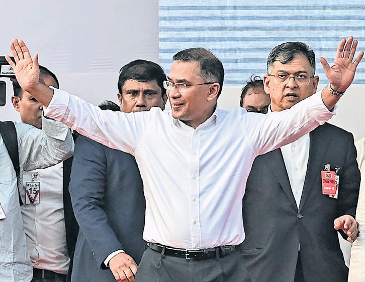 Heir steps into B’desh’s shifting political sand