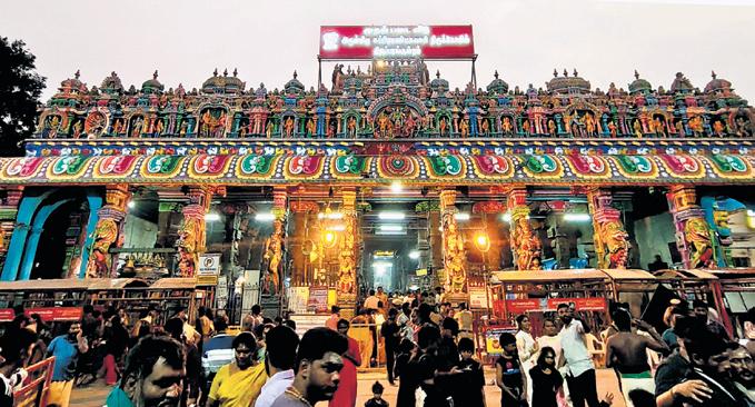 Deepam row: HC slams TN, upholds single judge's order