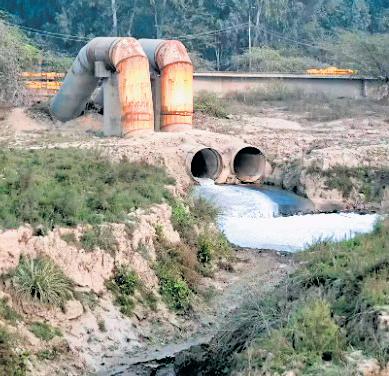 Govt to fast-track 4 drainage projects to fix waterlogging