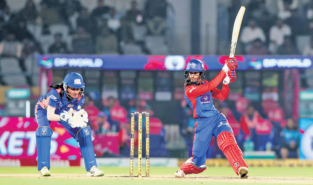 Rodrigues & Lee hand MI third-straight defeat