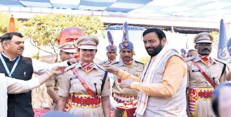 J&K woman to lead all-men CRPF contingent