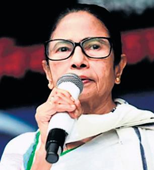 Mamata calls EC’s celebration of voters’ day ‘a tragic farce’