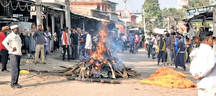 Mahadalit woman’s forced cremation on road