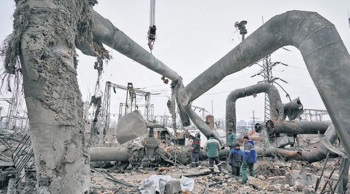 At Abu Dhabi, US & Russia agree to restore high-level military dialogue