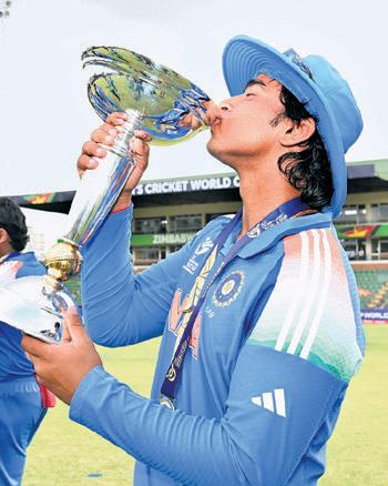Final round: Vaibhav gives English lessons in power-hitting