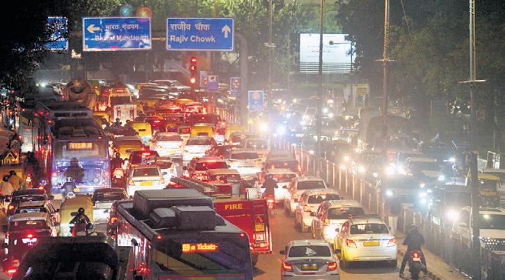 Traffic snarls grip city’s key routes amid ongoing AI meet