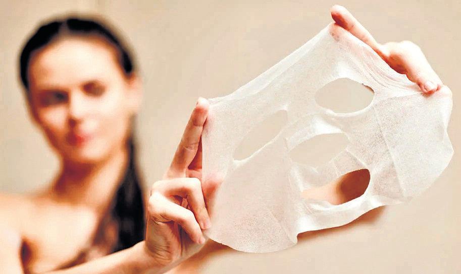 WHY CLAY MASKS WORK BEST