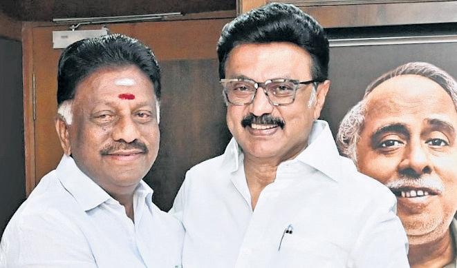 Expelled AIADMK leader OPS joins DMK, to get ticket