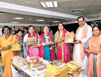 'Swadeshi Haat' celebrates women entrepreneurs, their indigenous products