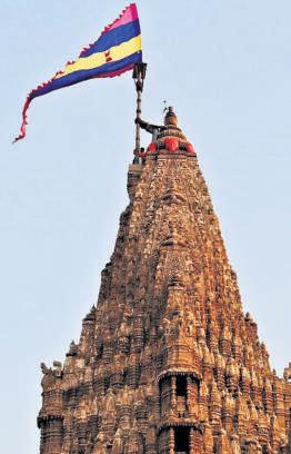 At 95, artist keeps alive temple flag making ritual