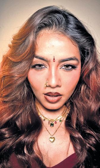 A Bold Glamback