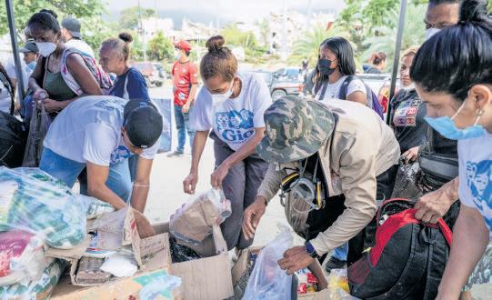 Quake-hit Venezuelans scramble for food, shelter