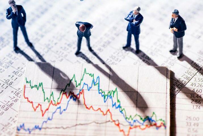MIRRORING THE MARKET