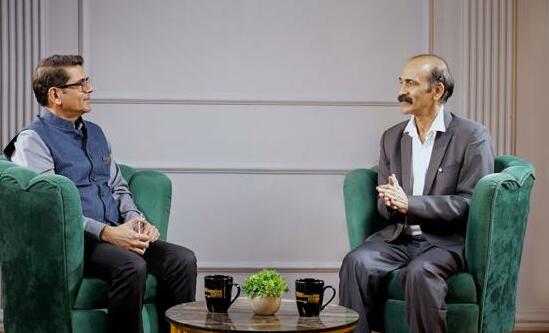 A spotlight on the real journeys, insights, and breakthroughs of trailblazing mutual fund distributors
