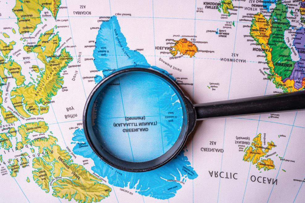 Balancing, independence, resources and global interests -Greenland