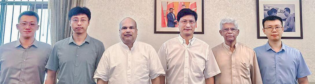 Chinese Ambassador and Pathfinder founder discuss widening of China-Sri Lanka relations