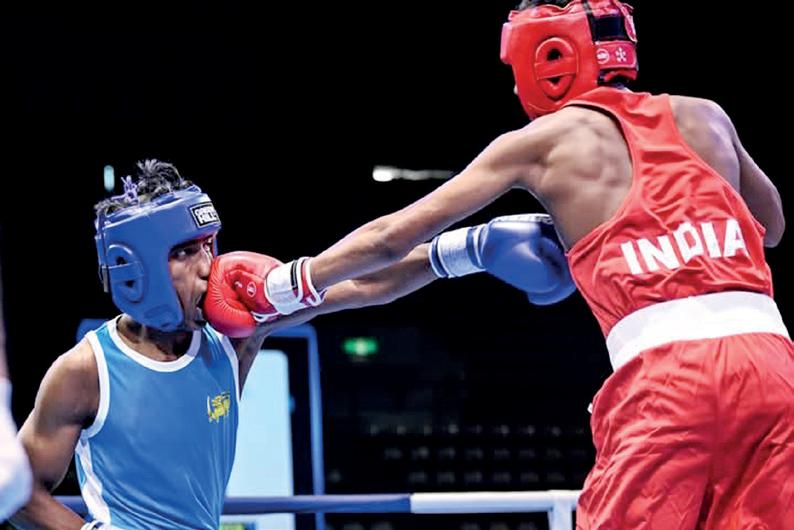 MURAJUDEEN OUT; WARNAKULASOORIYA, JAYATHISSA ADD TO SL'S MEDAL TALLY