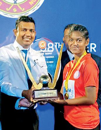 Matale, Colombo win District hockey titles