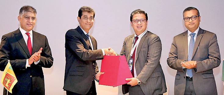 Ceylon Chamber hosts biz dialogue with visiting DCCI delegation from B’desh