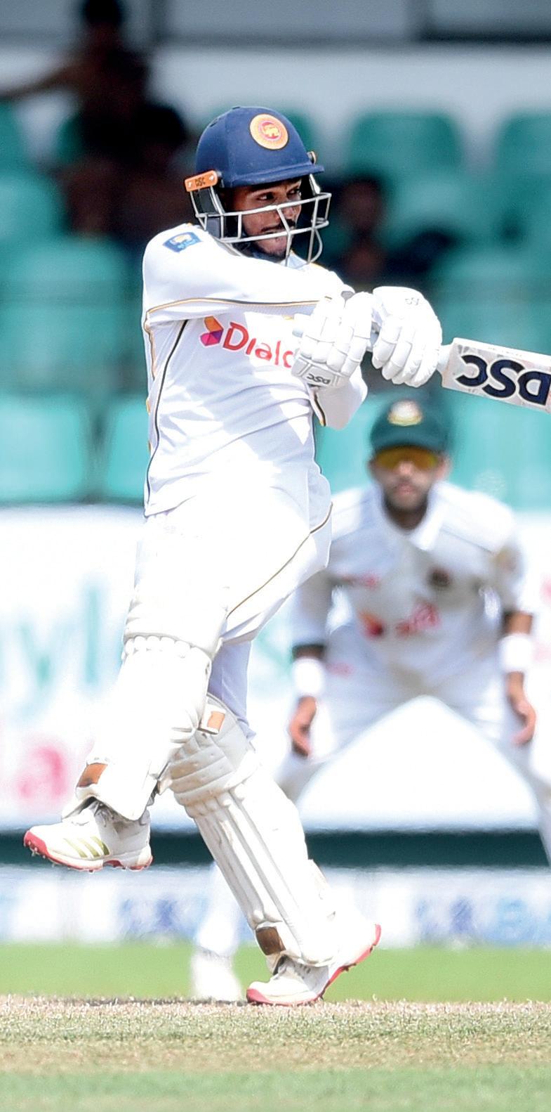 NISSANKA, CHANDIMAL DOMINATE