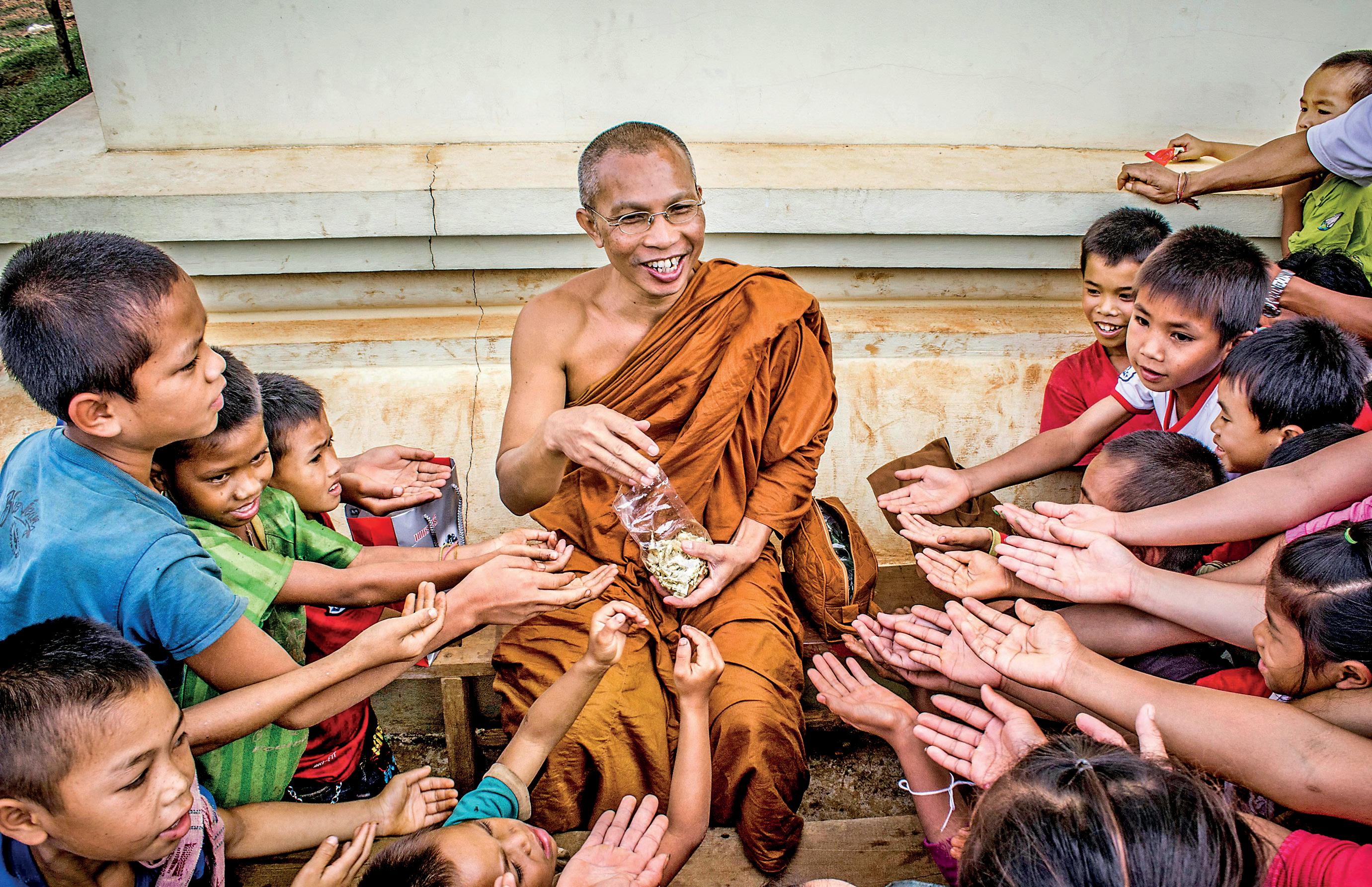 HOW CULTURE SHAPES Our Opuersanding of CORPSON