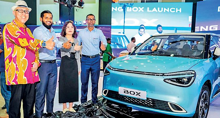 Euro Motors-Dongfeng launch hatchback