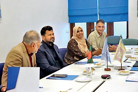 Sri Lanka and Bangladesh exchange knowledge on digitalisation