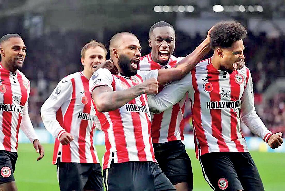 Thiago scores two late goals as Brentford beat Newcastle