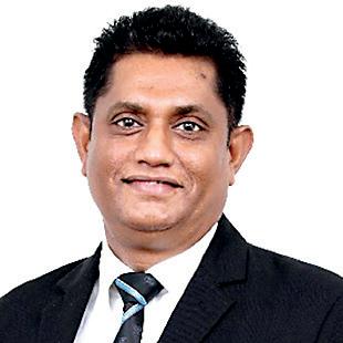 SLIM recognises Ambassadors of Sales in Sri Lanka