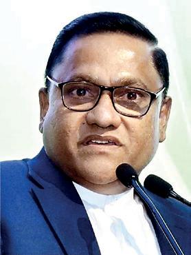 Officials justify stagnant tourism revenue while industry awaits concrete strategy