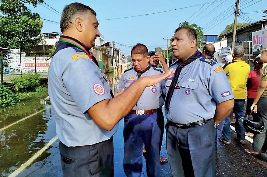 Sri Lanka Scout Association supports disaster relief activities