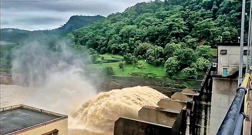 Victoria, Randenigala and Rantambe reservoirs start spilling over